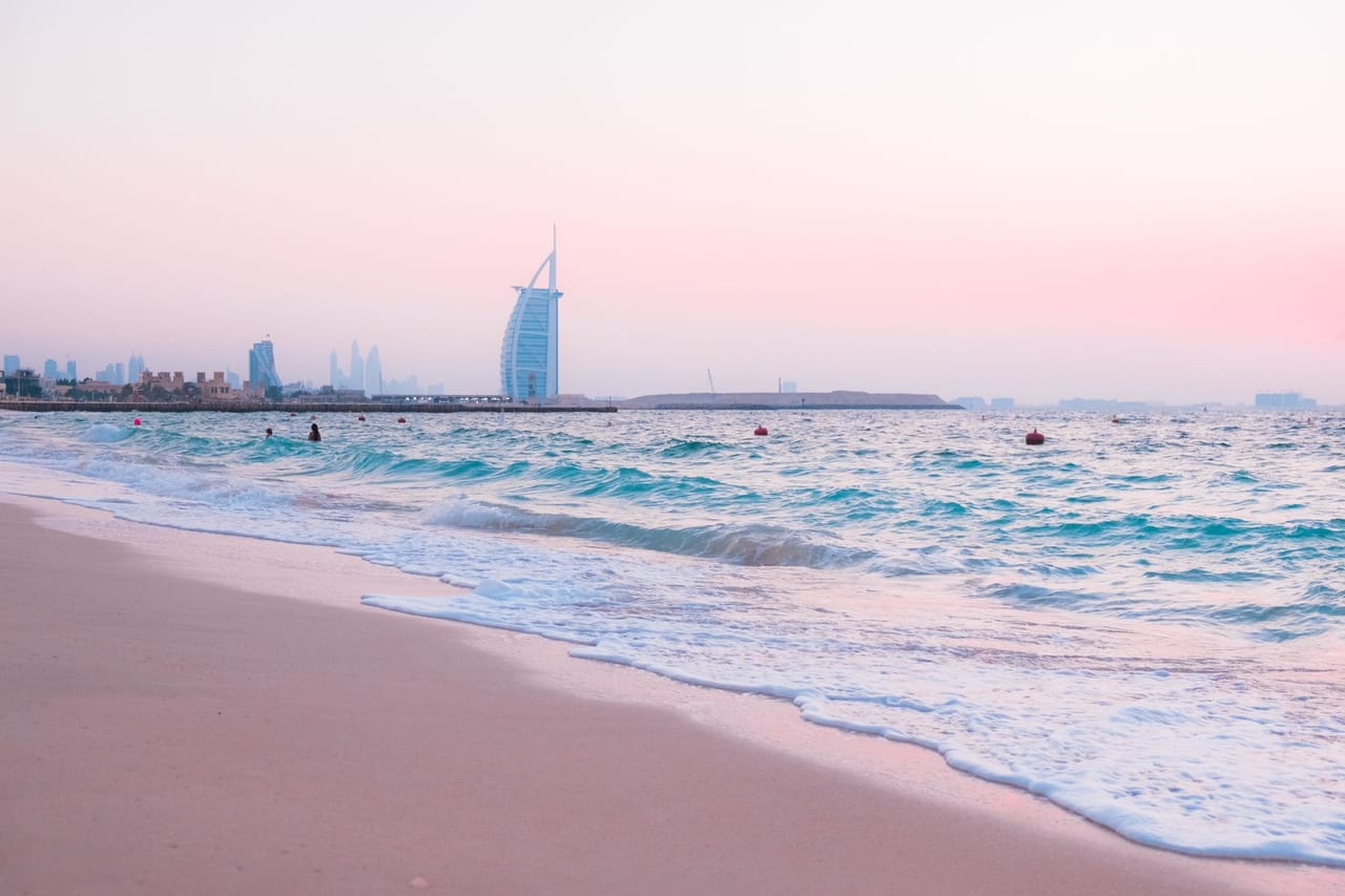 Sonnenuntergangsstrand
