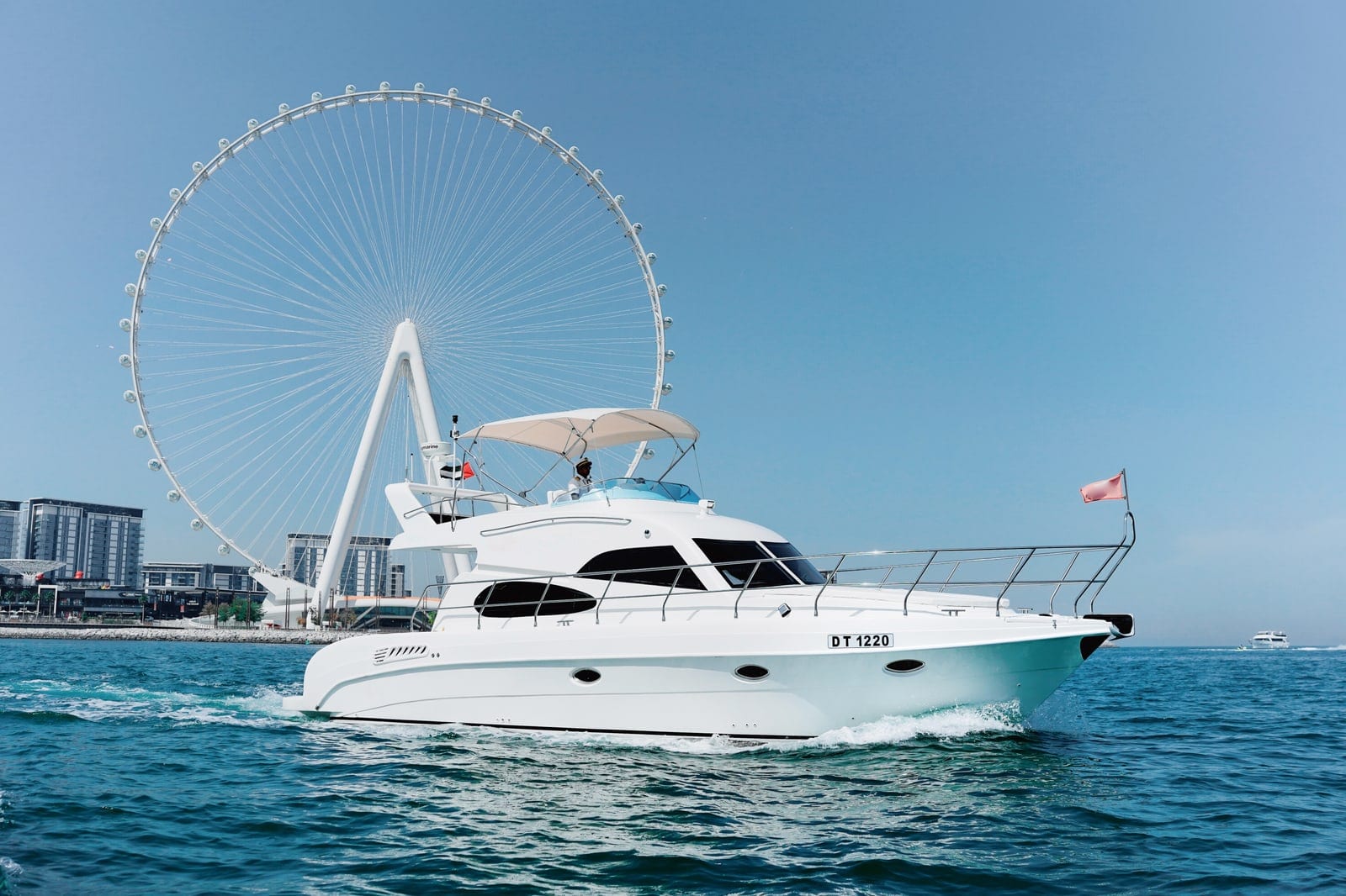 Orion, 48 ft Yacht für bis zu 12 Gäste, Dubai Marina