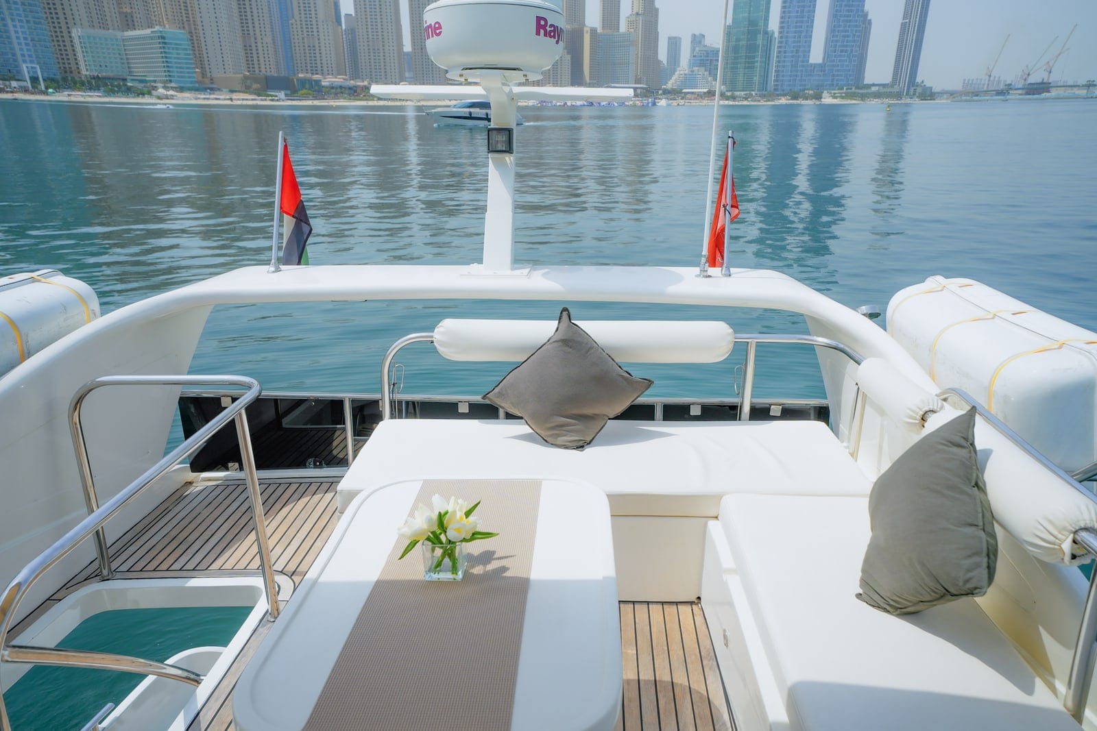Magnum, 52 ft Yacht in Dubai — Flybridge