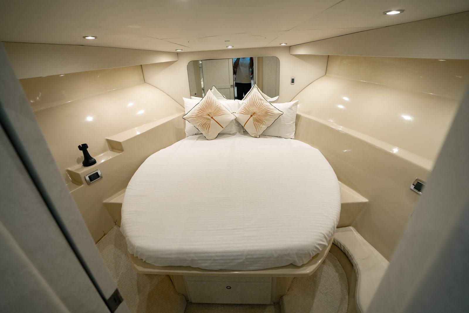 Libra, 62 ft Yacht in Dubai — Eignerkabine