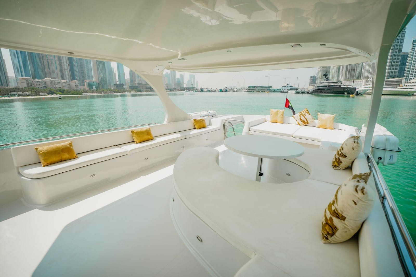 Aries, 64 ft Yacht in Dubai — Flybridge