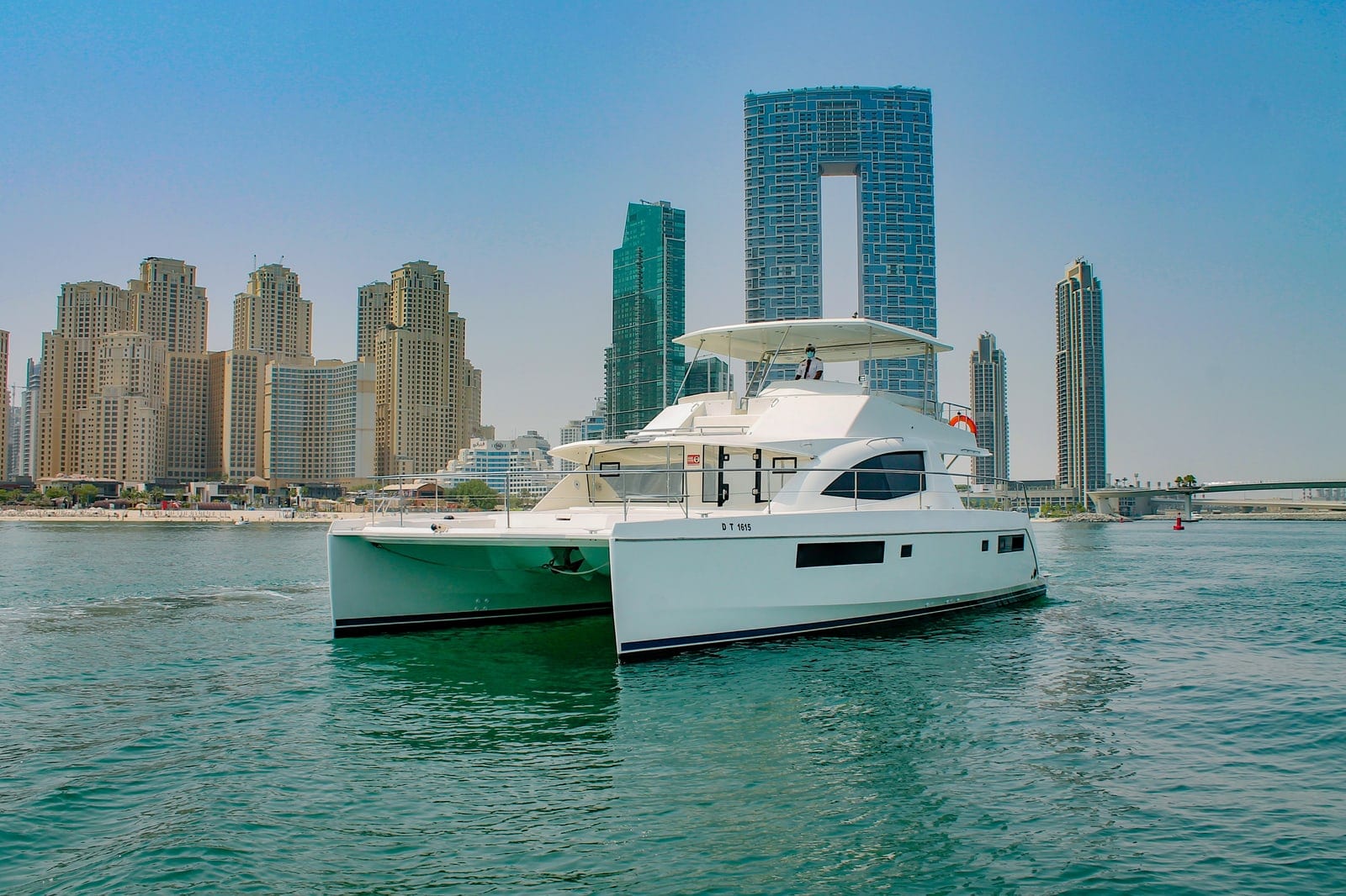 Leopard, 65 ft Yacht für bis zu 30 Gäste, Dubai Marina