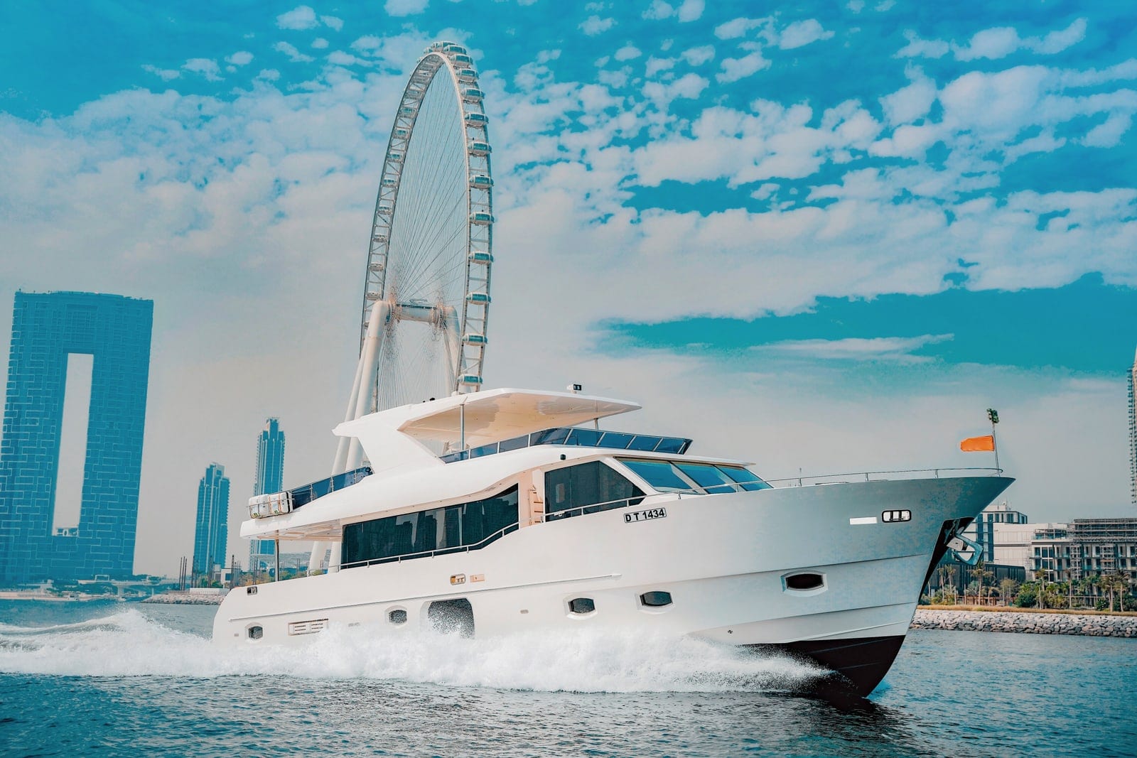 Silo, 82 ft Yacht für bis zu 50 Gäste, Dubai Marina