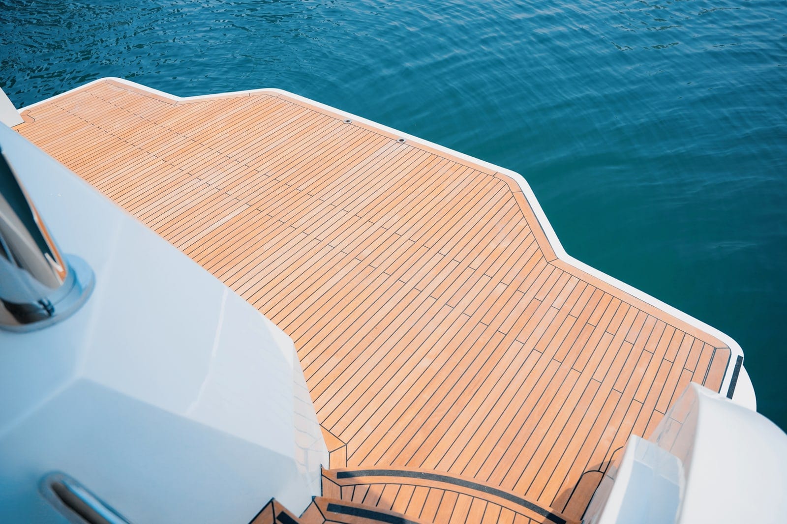 Silo, 82 ft Yacht in Dubai — Badeplattform
