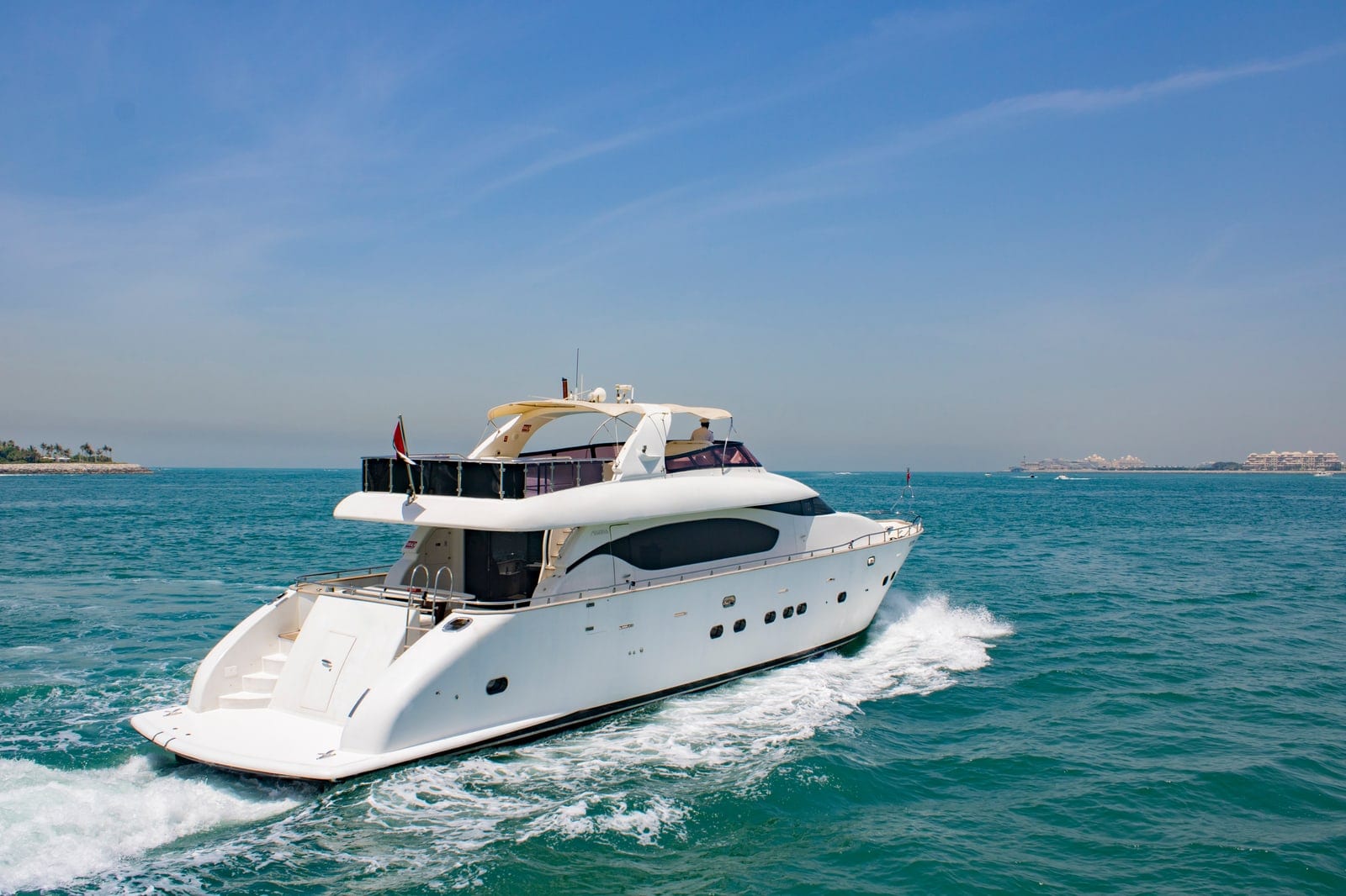 Starlight, 92 ft Yacht für bis zu 39 Gäste, Dubai Marina